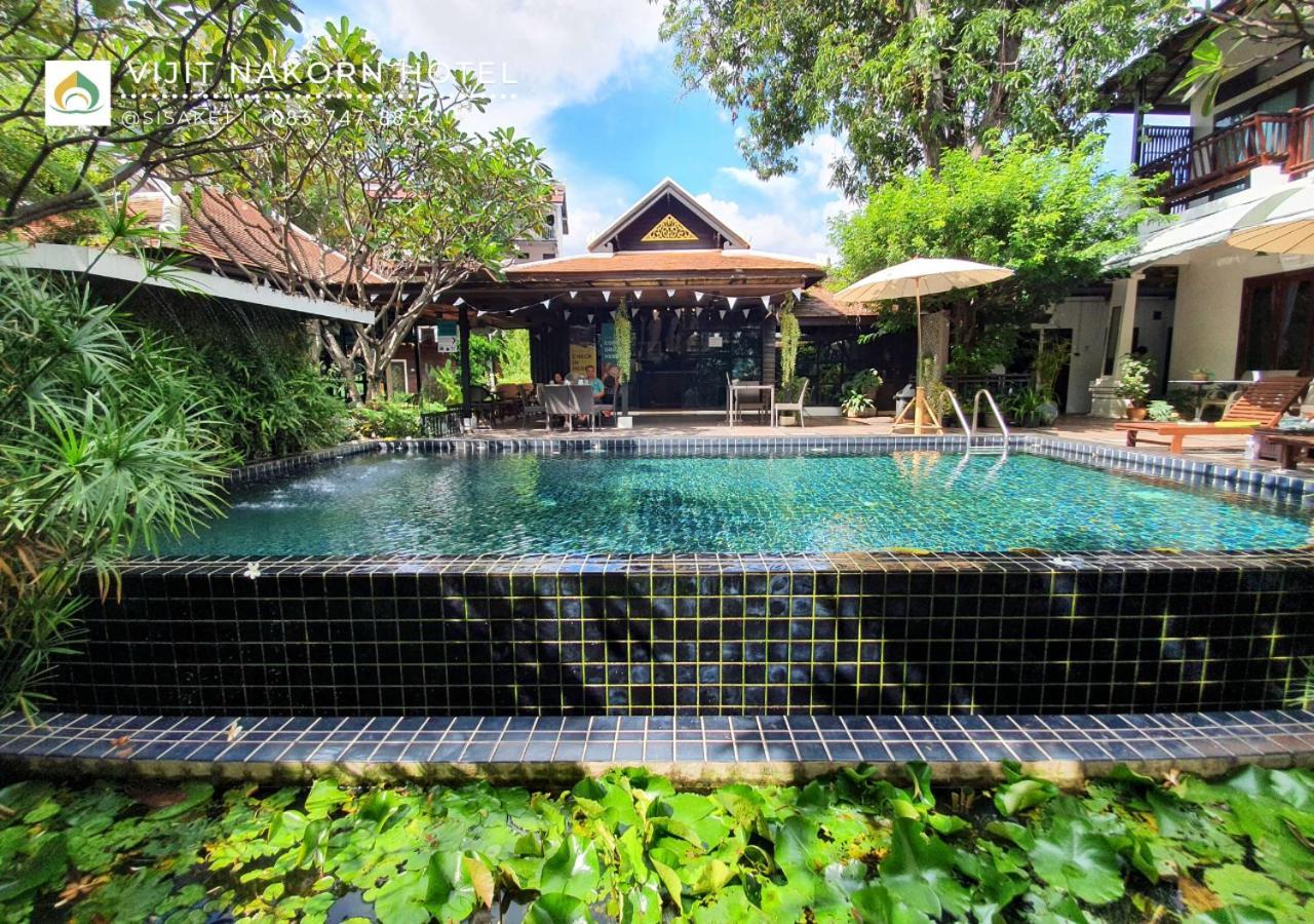 Vijit Nakorn Hotel Sisaket Buitenkant foto