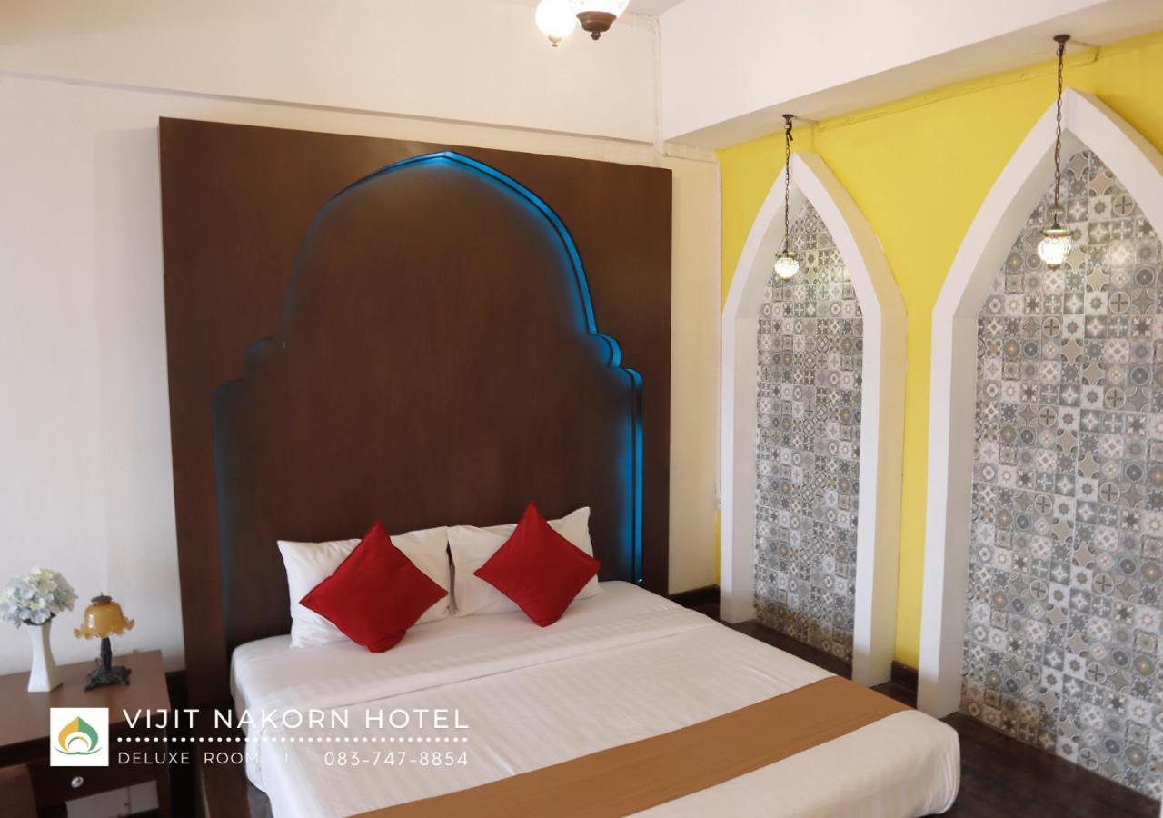 Vijit Nakorn Hotel Sisaket Buitenkant foto