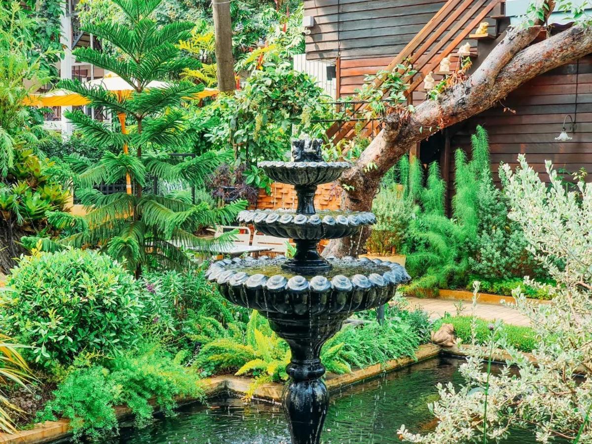 Vijit Nakorn Hotel Sisaket Buitenkant foto