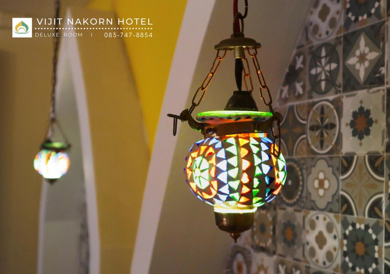 Vijit Nakorn Hotel Sisaket Kamer foto